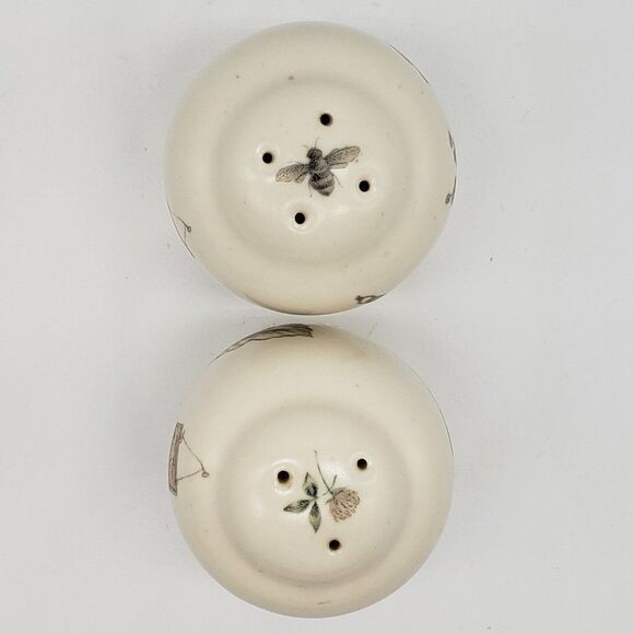 Pfaltzgraff Vintage 1996 Naturewood Pattern Stoneware Salt & Pepper Shaker Set - Picture 5 of 10